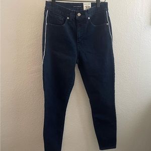 The Lucky Brand Jeans